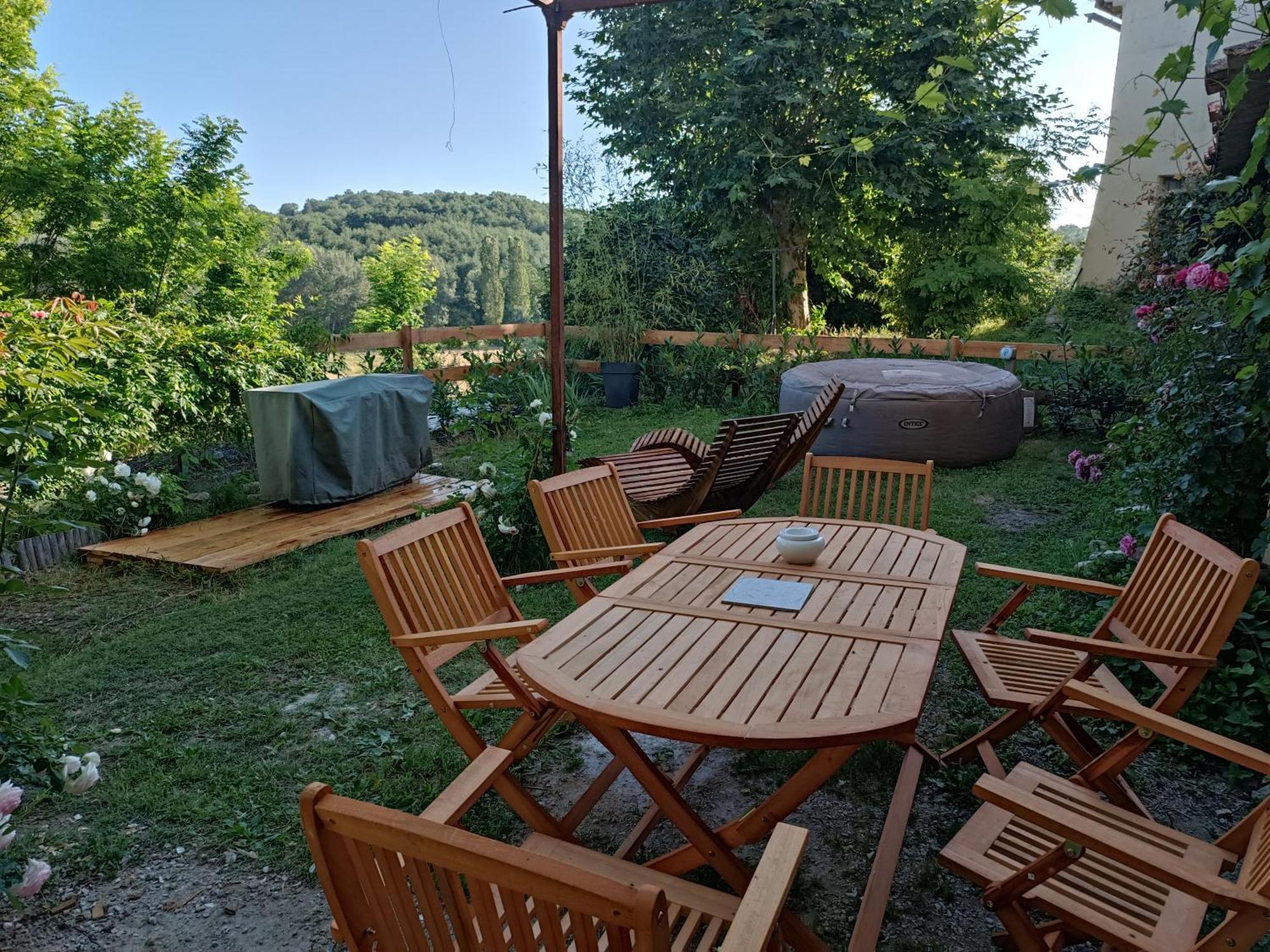 Jolie Maisonnette Niozelles Zewnętrze zdjęcie